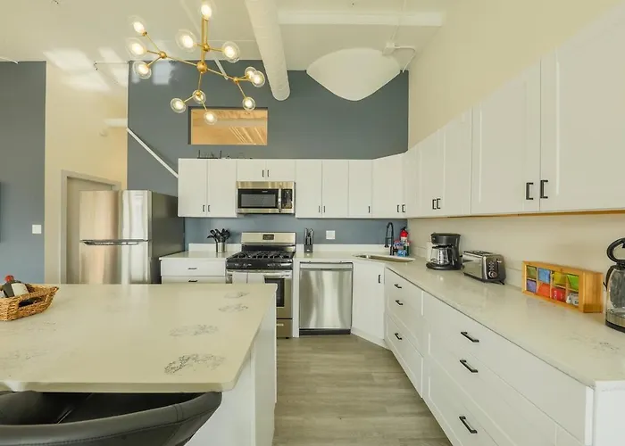 Luxury 6br Prime South Loop Perfect Location For Families Or Groups Near Soldier Field, Museum Campus & Mccormick Place Apartment *
