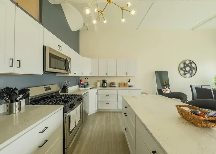 Luxury 6br Prime South Loop Perfect Location For Families Or Groups Near Soldier Field, Museum Campus & Mccormick Place Chicago